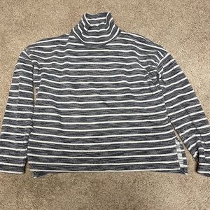 PreOwned J.Crew woven sweatshirt boxy turtleneck size large navy & white stripe